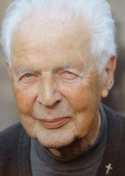 Baumberger August 1920–2010, Pfarrer, Ehrenbürger