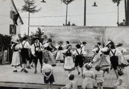 Jugendfest 1953, Festspiel, die Tanzgruppe ist in Aktion