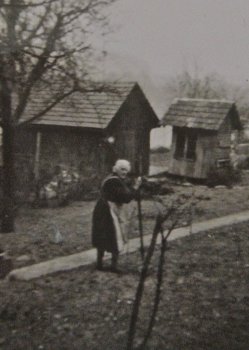 Probst-Steinacher Maria im Garten