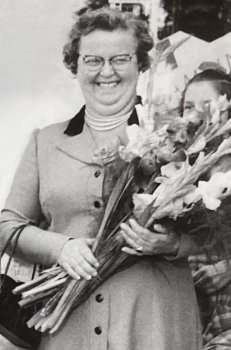 Güntert Marie, Weissnäherin