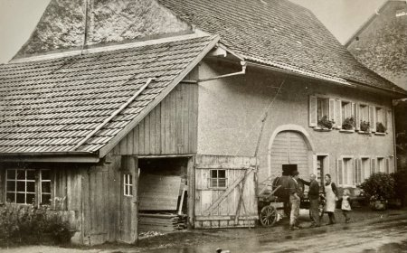 Hauptstrasse - in der Dorfmitte Wohnhaus, Scheune und Werkstatt Schiffsbau Waldmeier