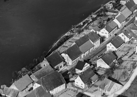 1954 - 25. April - Ausschnitt Hauptstrasse als Gasse - Werner Friedli (1910-1996)