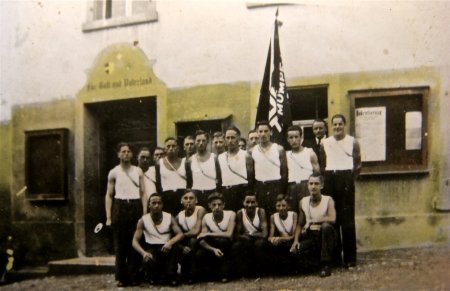 Turnverein 1943 - Gesamtaufnahme