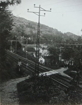 Bahn 1960 - Bahnübergang oberhalb Dorf Ost