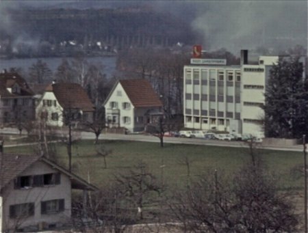 Hauptstrasse - westlicher Eingang mit Agon