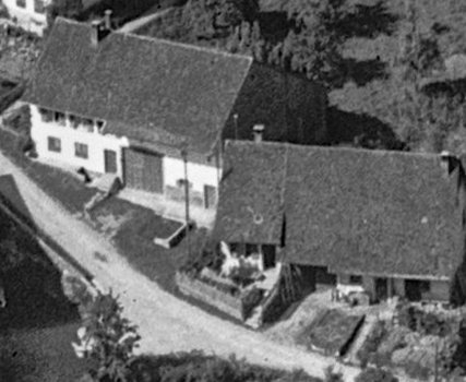 Mühlegasse - Haus links Familie Fridolin Mathis, Hausteil Mitte Familie Graupner, Hausteil rechts Halbbrüder Jegge_Mathis